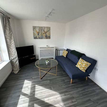 Suites By Rehoboth - Abbey Wood Station - London Zone 4 Екстер'єр фото